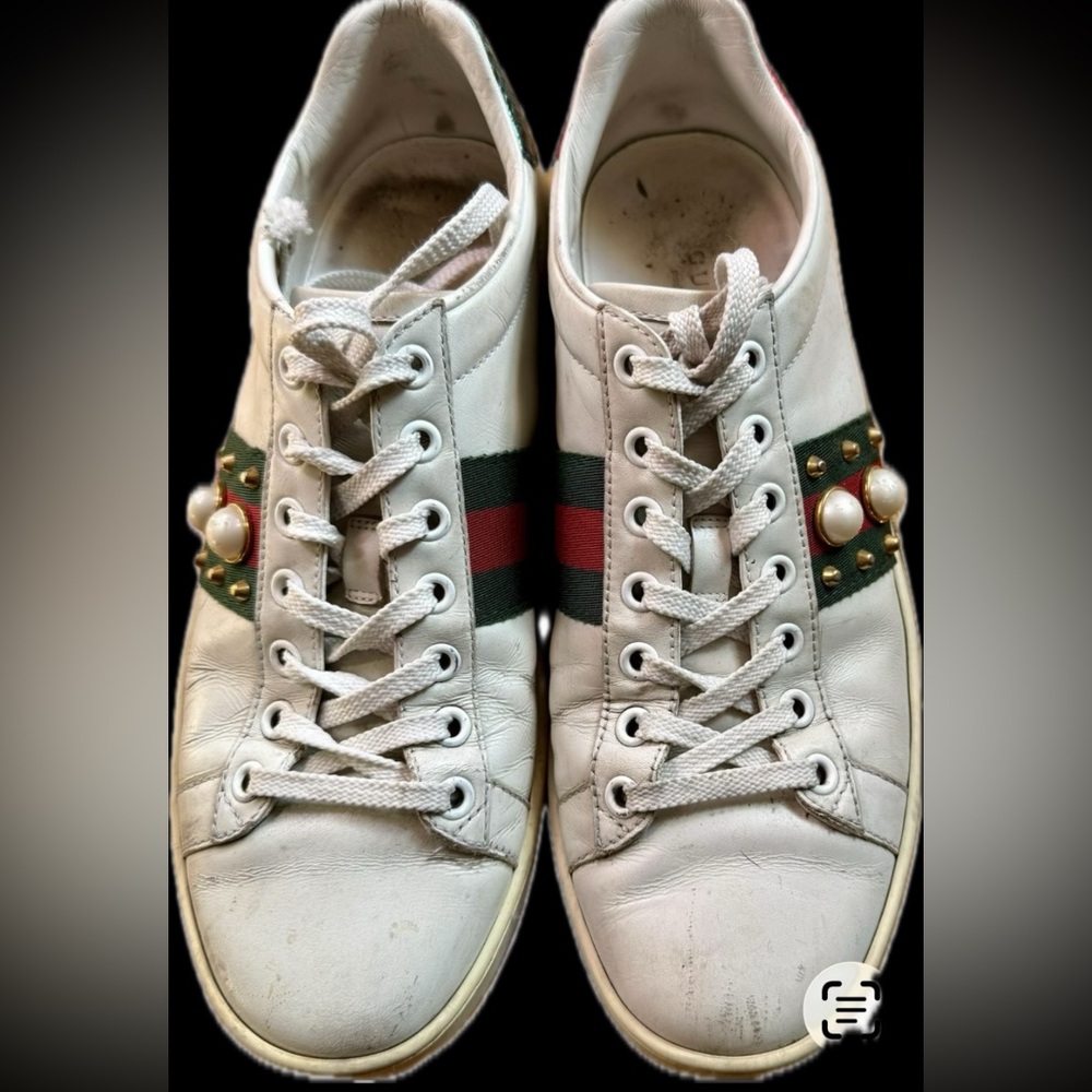 Gucci Ace leather trainers with spikes and pearls - Picture 4 of 8